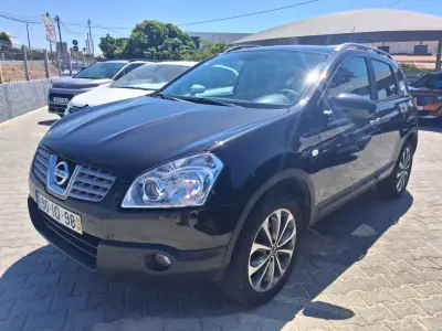 Nissan Qashqai 2010 - 6800 EUR, 250000 km - AUTO.MOTO.pt - 250000km - foto 5 de 8