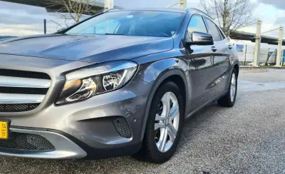 Mercedes-Benz A 180 2014 - 17900 EUR, 123000 km - AUTO.MOTO.pt - 123000km - foto 5 de 12