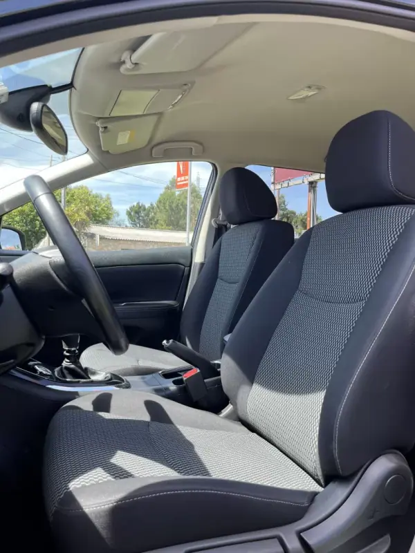 Nissan Pulsar 2018 - 14400 EUR, 79500 km - AUTO.MOTO.pt - 79500km - foto 8 de 11