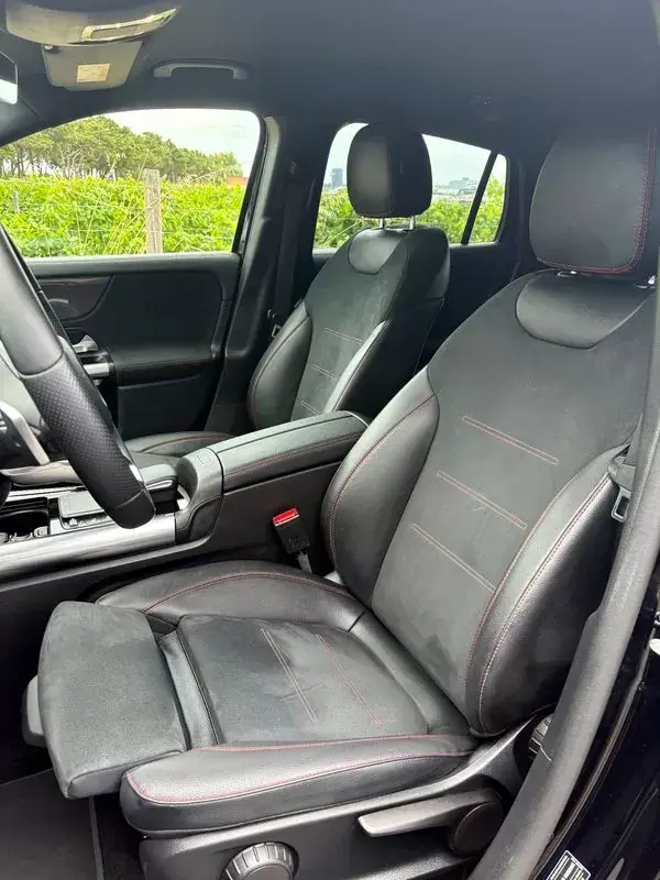 Mercedes-Benz GLA 250 2023 - 42500 EUR, 39724 km - AUTO.MOTO.pt - 39724km - foto 12 de 25
