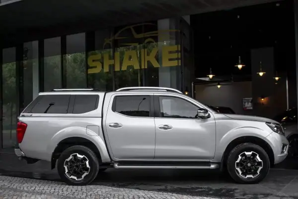Nissan Navara 2020 - 32490 EUR, 120713 km - AUTO.MOTO.pt - 120713km - foto 5 de 48