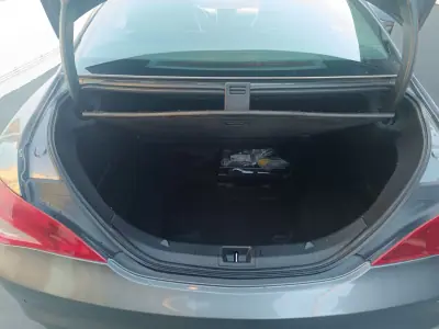 Mercedes-Benz CLA 200 2013 - 16900 EUR, 165407 km - AUTO.MOTO.pt - 165407km - foto 8 de 23