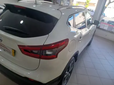 Nissan Qashqai 2018 - 17900 EUR, 54008 km - 54008km - foto 9 de 39