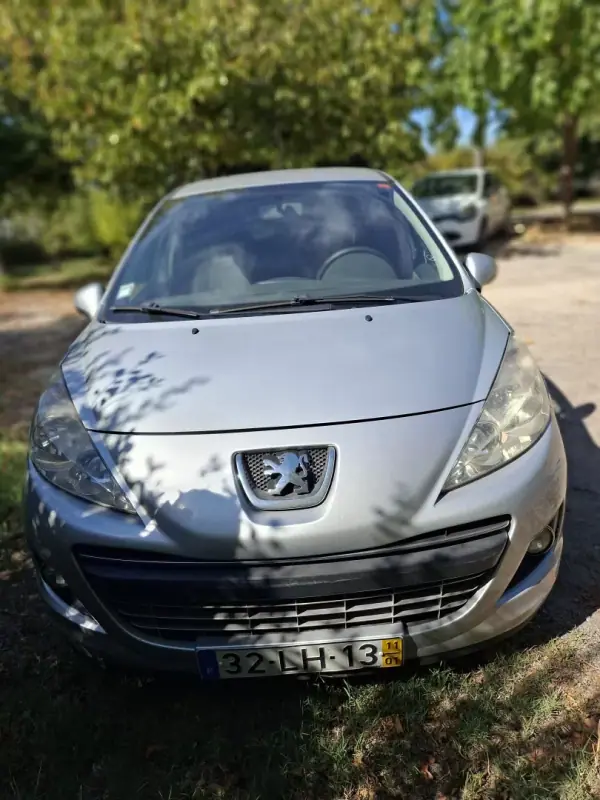 Peugeot 207 1.4 16V Sport 2011 Gasolina