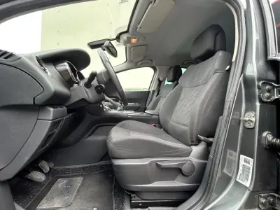 Peugeot 3008 2012 - 7500 EUR, 276404 km - 276404km - foto 10 de 19