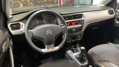 Citroën C-Elysée 2016 - 9490 EUR, 97000 km - AUTO.MOTO.pt - 97000km - foto 11 de 17