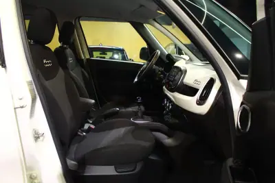 Fiat 500L 2019 - 10890 EUR, 120000 km - AUTO.MOTO.pt - 120000km - foto 15 de 25