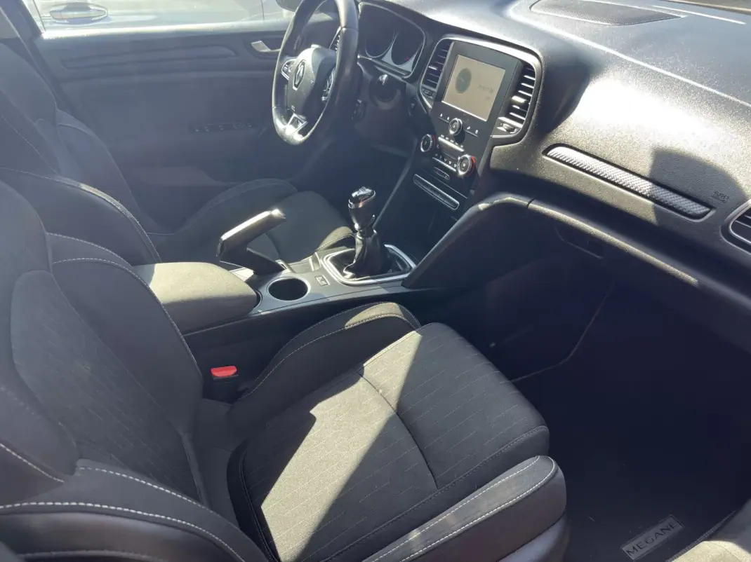 Renault Mégane Sport Tourer 2019 - 12500 EUR, 232000 km - 232000km - foto 13 de 16