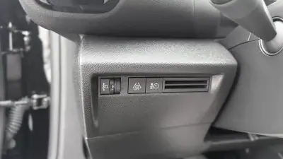 Citroën e-C4 2022 - 19990 EUR, 20800 km - AUTO.MOTO.pt - 20800km - foto 18 de 35
