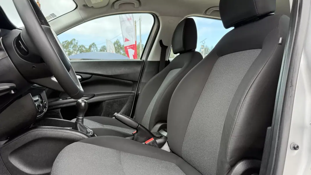 Fiat Tipo Station Wagon 2019 - 12750 EUR, 75000 km - AUTO.MOTO.pt - 75000km - foto 18 de 32