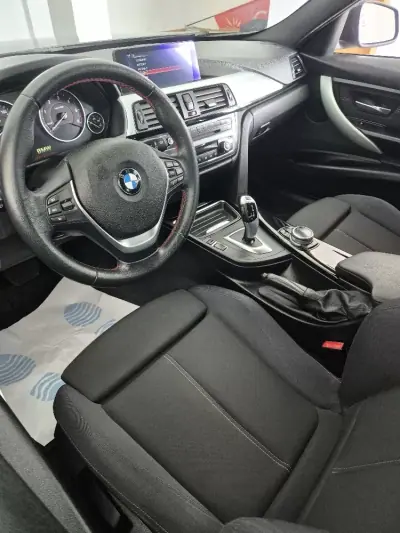BMW 320 2015 - 17750 EUR, 196200 km - AUTO.MOTO.pt - 196200km - foto 9 de 12