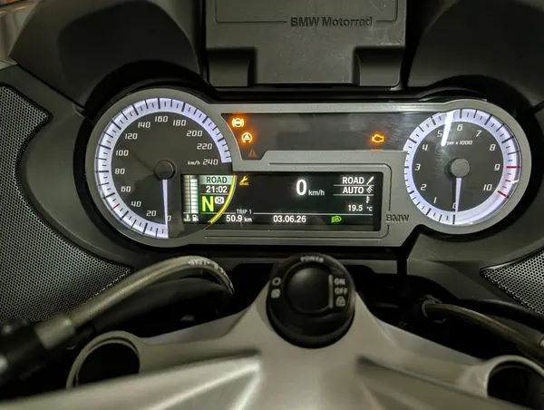 BMW R 1250 RT 2019 - 14000 EUR, 47000 km - AUTO.MOTO.pt - 47000km - foto 7 de 7