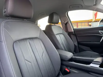 Audi e-tron Sportback 2020 - 28900 EUR, 102000 km - AUTO.MOTO.pt - 102000km - foto 21 de 54