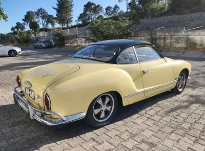 Volkswagen Karmann Ghia 1962 - 39900 EUR, 95000 km - AUTO.MOTO.pt - 95000km - foto 2 de 9