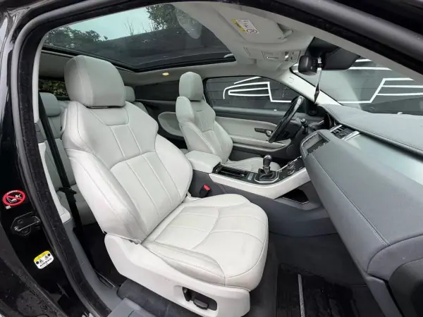 Land Rover Range Rover Evoque 2017 - 16450 EUR, 150620 km - AUTO.MOTO.pt - 150620km - foto 2 de 12