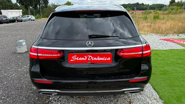 Mercedes-Benz E 220 2017 - 15500 EUR, 450000 km - AUTO.MOTO.pt - 450000km - foto 9 de 24