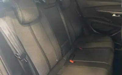 Peugeot 3008 2023 - 19990 EUR, 87660 km - AUTO.MOTO.pt - 87660km - foto 15 de 15