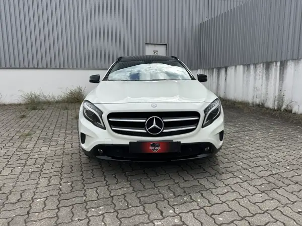 Mercedes-Benz GLA 180 2015 - 18990 EUR, 192000 km - 192000km - foto 2 de 20