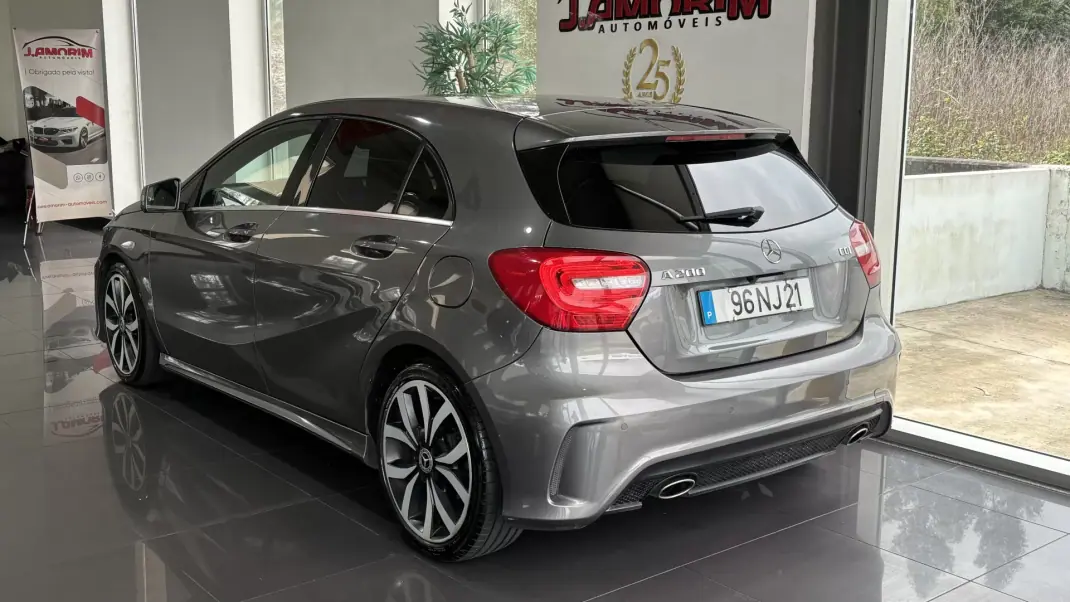 Mercedes-Benz A 200 2012 - 15599 EUR, 248123 km - AUTO.MOTO.pt - 248123km - foto 4 de 9