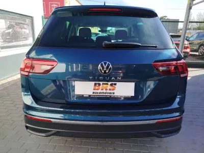 Volkswagen Tiguan 2020 - 22950 EUR, 48551 km - AUTO.MOTO.pt - 48551km - foto 3 de 22