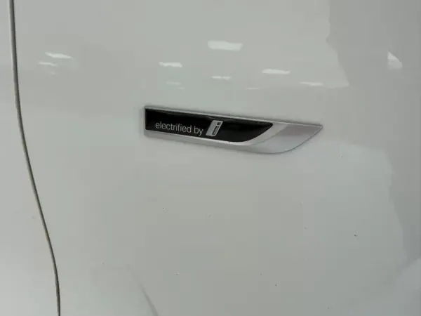 BMW 330 2022 - 36500 EUR, 102820 km - AUTO.MOTO.pt - 102820km - foto 46 de 56