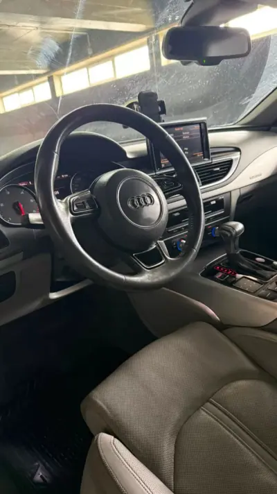 Audi A7 Sportback 2012 - 22000 EUR, 448000 km - AUTO.MOTO.pt - 448000km - foto 7 de 15