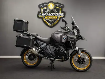 BMW R 1300 GS Adventure 2026 - 33000 EUR, 10 km - AUTO.MOTO.pt - 10km - foto 1 de 8