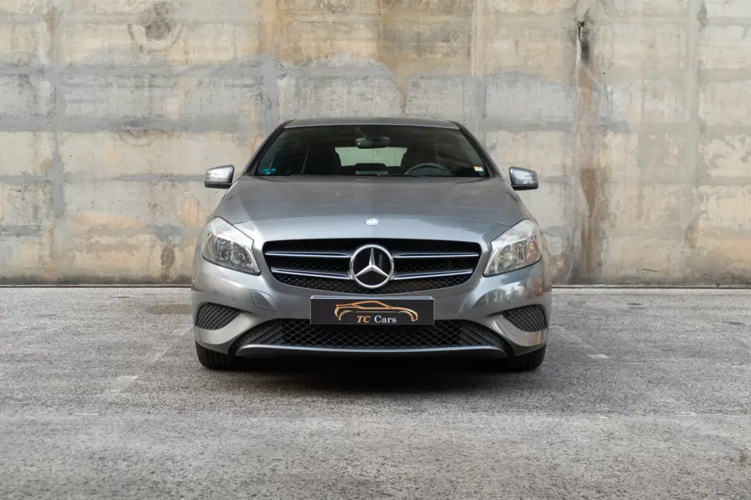 Mercedes-Benz A 180 2013 - 10990 EUR, 215000 km - AUTO.MOTO.pt - 215000km - foto 3 de 34
