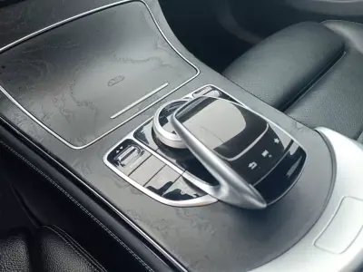 Mercedes-Benz GLC 350 2018 - 44900 EUR, 106000 km - AUTO.MOTO.pt - 106000km - foto 31 de 42