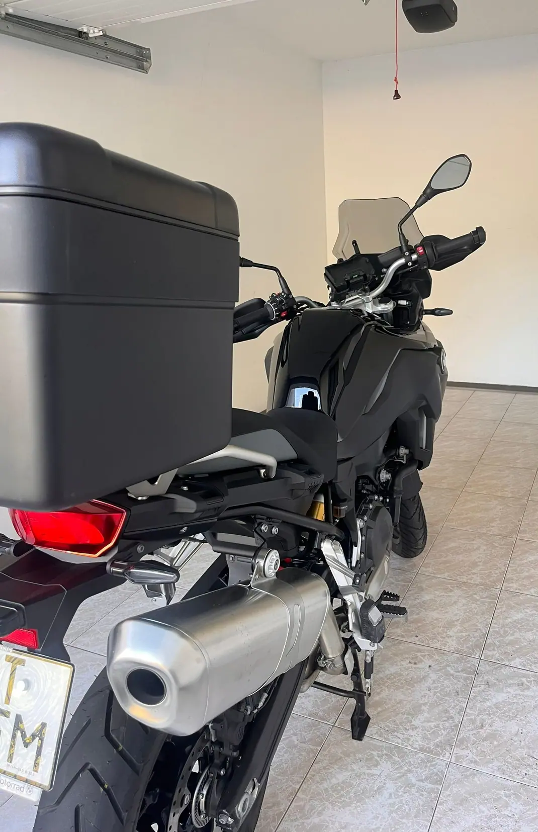BMW F 800 GS Triple Black 2025 - 12400 EUR, 350 km - 350km - foto 5 de 15