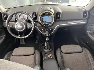 MINI Countryman 2018 - 19800 EUR, 135541 km - AUTO.MOTO.pt - 135541km - foto 10 de 23