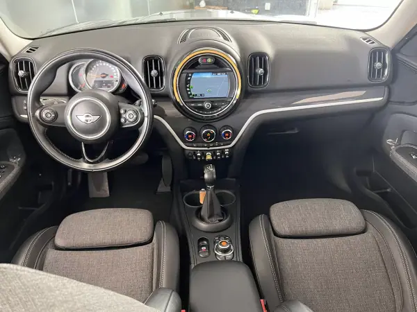MINI Countryman 2018 - 17800 EUR, 135541 km - AUTO.MOTO.pt - 135541km - foto 10 de 23