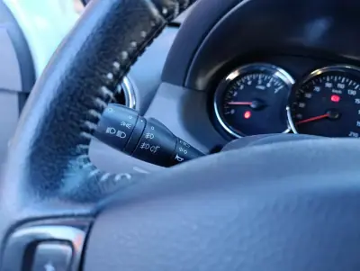 Dacia Duster 2016 — foto 5 de 18