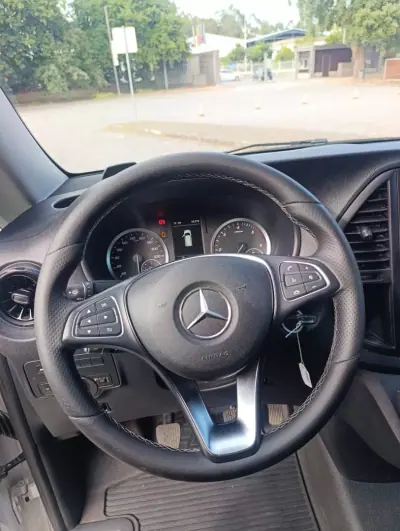 Mercedes-Benz 2020 - 20350 EUR, 114000 km - AUTO.MOTO.pt - 114000km - foto 13 de 15