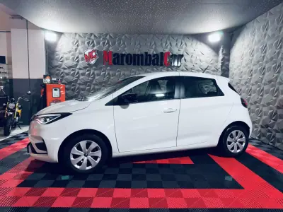Renault Zoe 2022 - 14500 EUR, 74418 km - AUTO.MOTO.pt - 74418km - foto 4 de 27