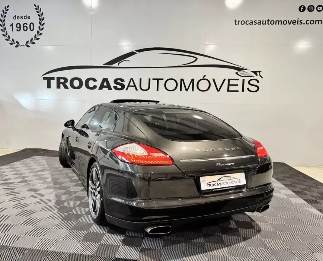 Porsche Panamera 2011 - 36900 EUR, 197360 km - 197360km - foto 26 de 60