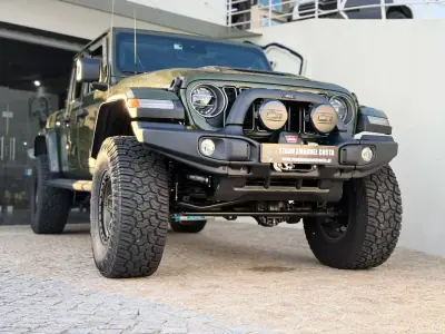 Jeep Gladiator 2022 - 110000 EUR, 27574 km - foto 4 de 19