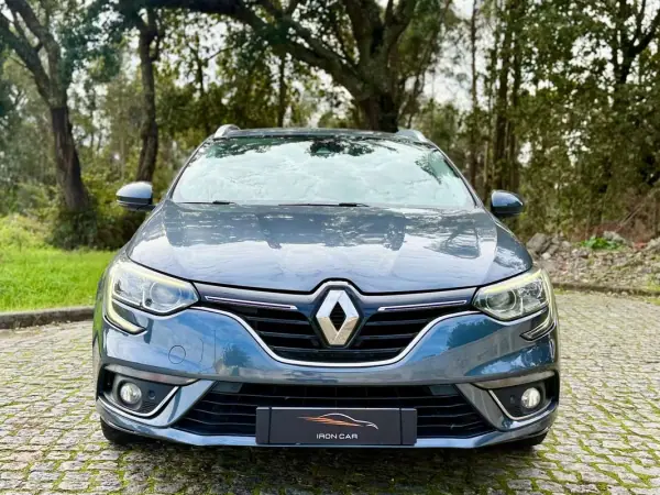 Renault Mégane 2019 - 15990 EUR, 167000 km - AUTO.MOTO.pt - 167000km - foto 21 de 21