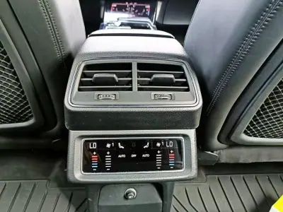 Audi e-tron 2020 - 31000 EUR, 110869 km - AUTO.MOTO.pt - 110869km - foto 20 de 29
