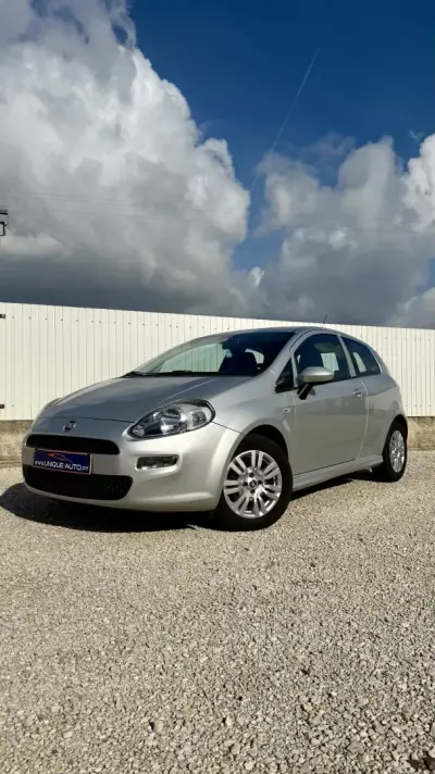 Fiat Punto 2015 - 9500 EUR, 170000 km - AUTO.MOTO.pt - 170000km - foto 3 de 34