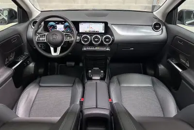 Mercedes-Benz GLA 250 2022 - 34950 EUR, 58115 km - AUTO.MOTO.pt - 58115km - foto 13 de 53