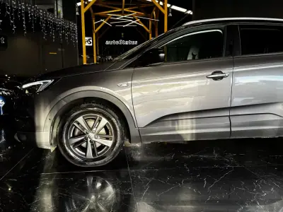 Opel Grandland X 2021 - 19990 EUR, 118300 km - AUTO.MOTO.pt - 118300km - foto 10 de 39