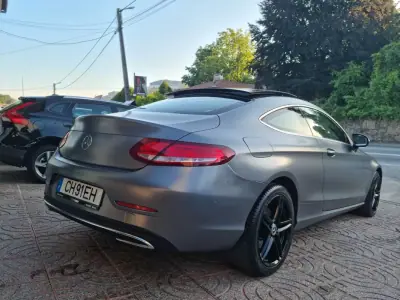 Mercedes-Benz C 180 2016 - 21500 EUR, 90000 km - AUTO.MOTO.pt - 90000km - foto 12 de 14