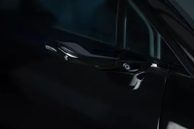 Lotus Eletre 2023 - 110000 EUR, 34626 km - AUTO.MOTO.pt - 34626km - foto 28 de 32