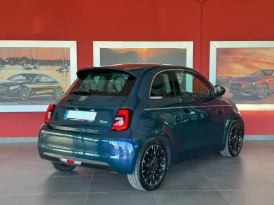 Fiat 500e 2022 - 20990 EUR, 11352 km - 11352km - foto 9 de 23