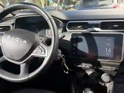 Dacia Duster 2024 — foto 4 de 7