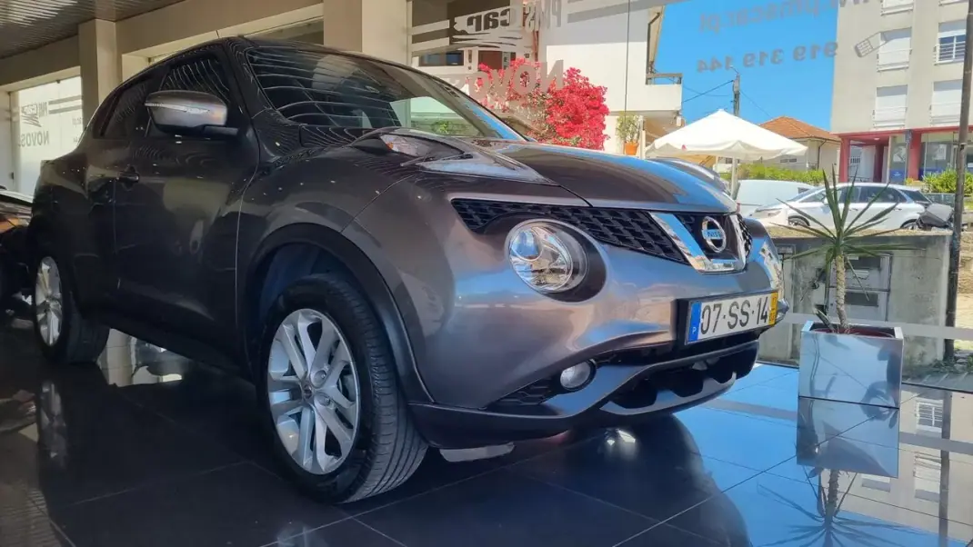 Nissan Juke 2017 - 13949 EUR, 78407 km - 78407km - foto 2 de 18