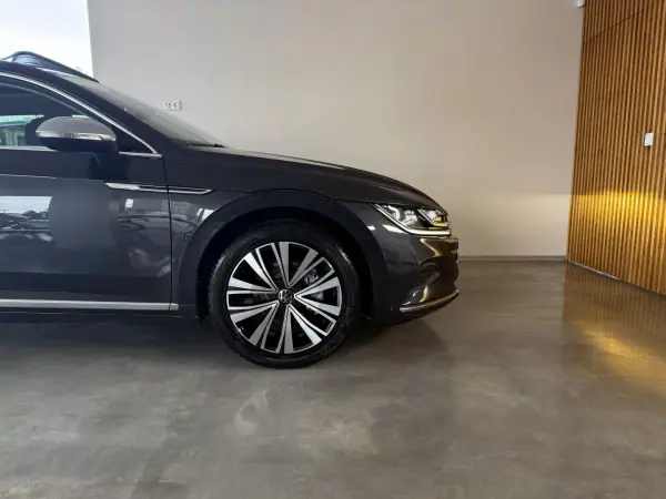 Volkswagen Arteon Shooting Brake 2021 - 23500 EUR, 168600 km - AUTO.MOTO.pt - 168600km - foto 30 de 144