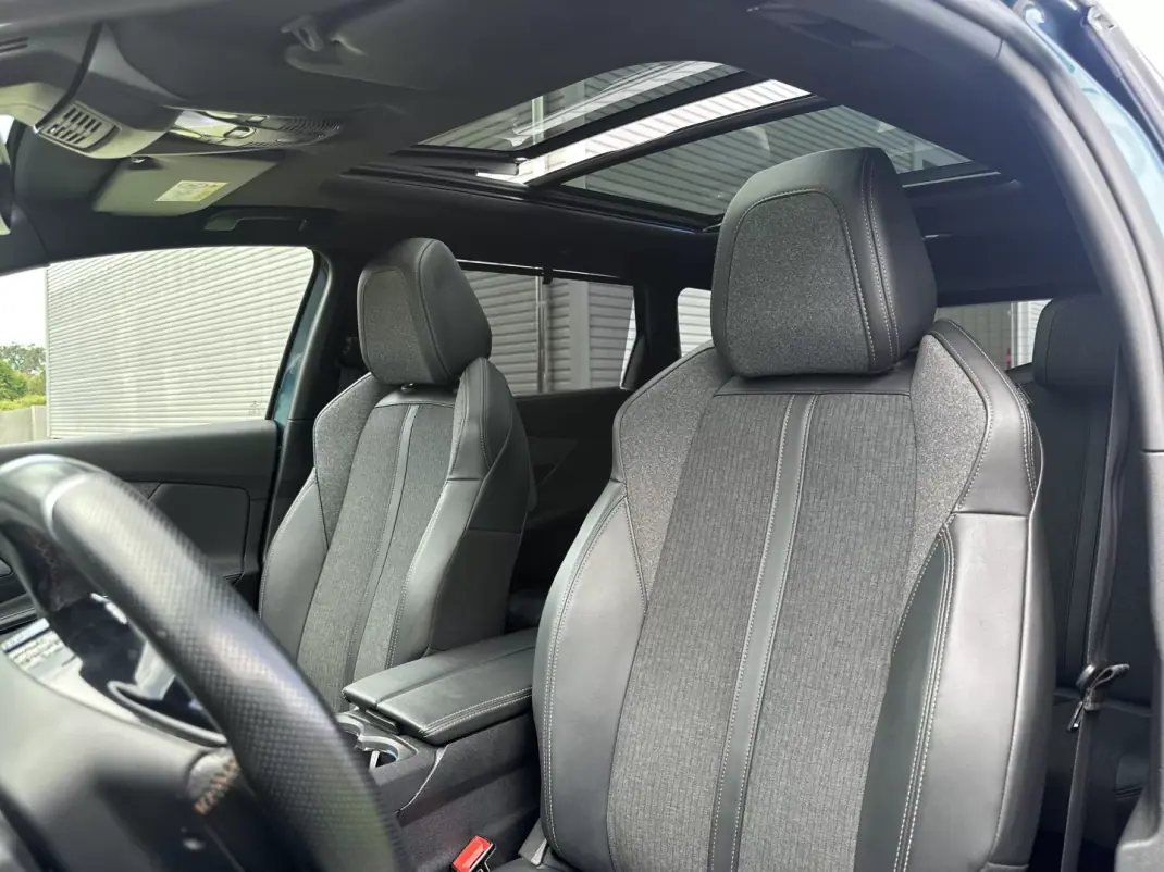 Peugeot 5008 2019 - 15900 EUR, 180000 km - 180000km - foto 43 de 70