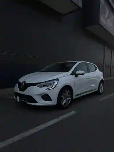 Renault Clio 2021 - 79000km